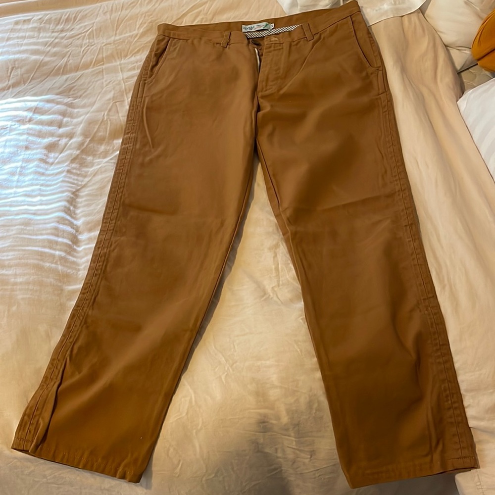 Epaulet Duck Canvas pants. 34 waist 30 length. Great for all occasions. USA made